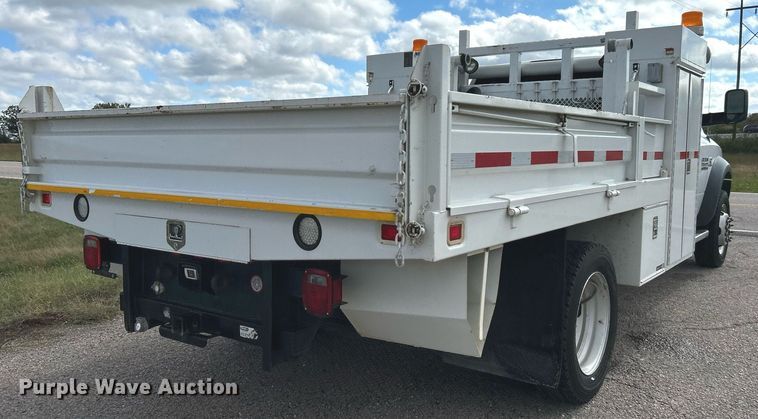image for item DJ6427 2014 Dodge Ram 5500HD  flatbed truck