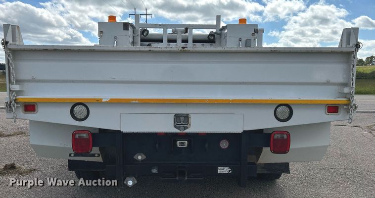 image for item DJ6427 2014 Dodge Ram 5500HD  flatbed truck