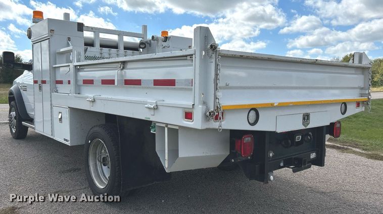 image for item DJ6427 2014 Dodge Ram 5500HD  flatbed truck