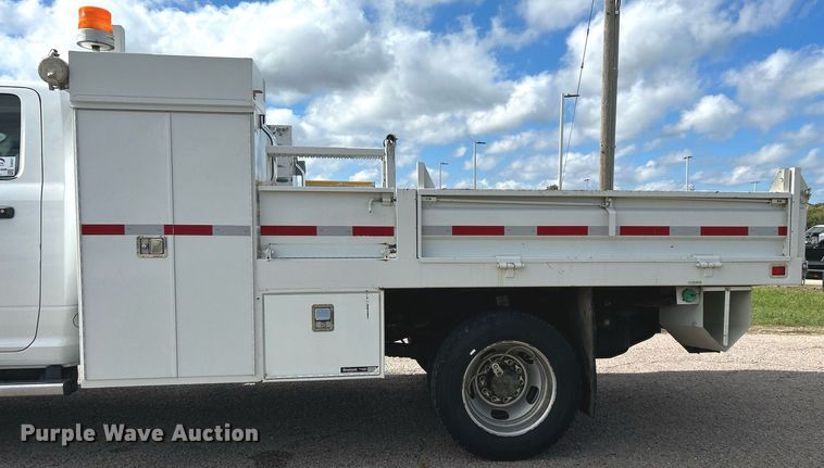 image for item DJ6427 2014 Dodge Ram 5500HD  flatbed truck