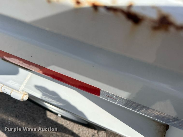 image for item DJ6427 2014 Dodge Ram 5500HD  flatbed truck