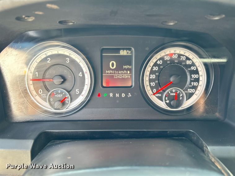 image for item DJ6427 2014 Dodge Ram 5500HD  flatbed truck