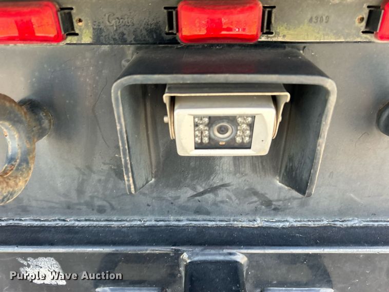 image for item DJ6427 2014 Dodge Ram 5500HD  flatbed truck