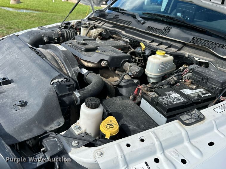 image for item DJ6427 2014 Dodge Ram 5500HD  flatbed truck