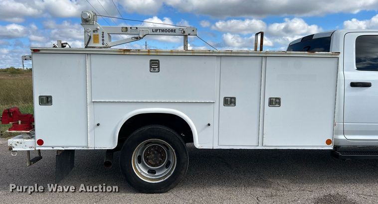 image for item DJ6428 2012 Dodge Ram 5500HD  utility / service truck