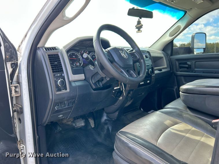 image for item DJ6428 2012 Dodge Ram 5500HD  utility / service truck