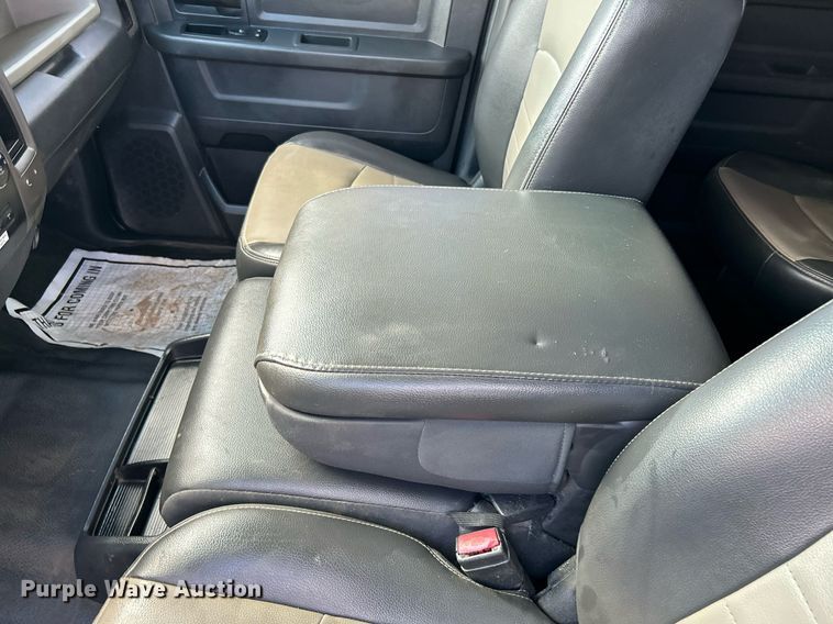 image for item DJ6428 2012 Dodge Ram 5500HD  utility / service truck