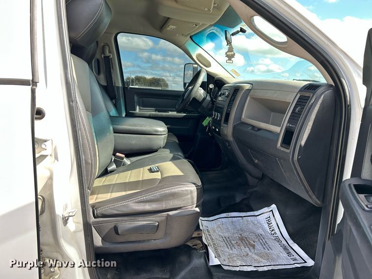 image for item DJ6428 2012 Dodge Ram 5500HD  utility / service truck