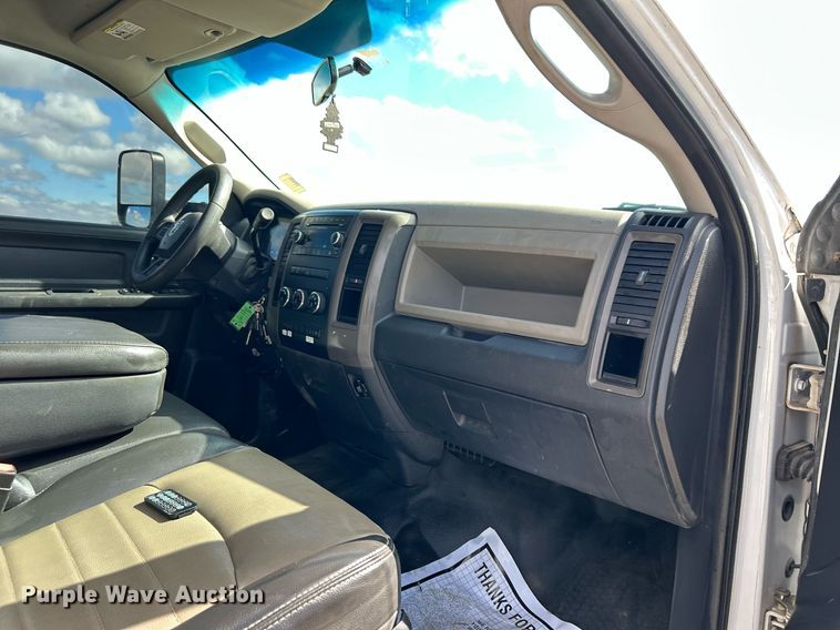 image for item DJ6428 2012 Dodge Ram 5500HD  utility / service truck