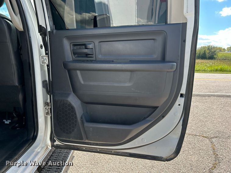 image for item DJ6428 2012 Dodge Ram 5500HD  utility / service truck