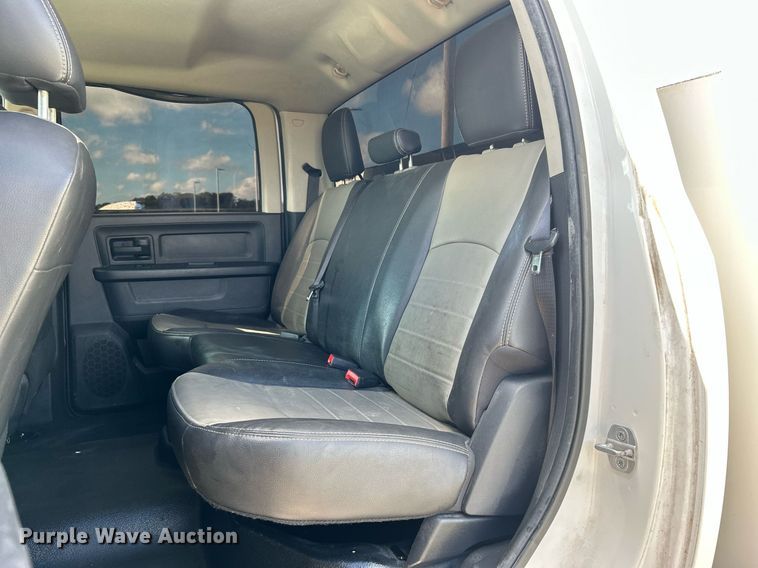 image for item DJ6428 2012 Dodge Ram 5500HD  utility / service truck