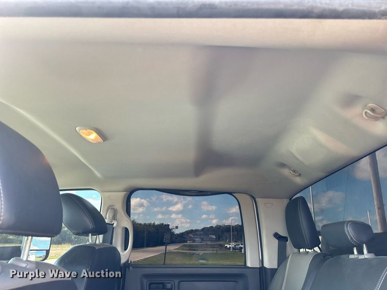 image for item DJ6428 2012 Dodge Ram 5500HD  utility / service truck