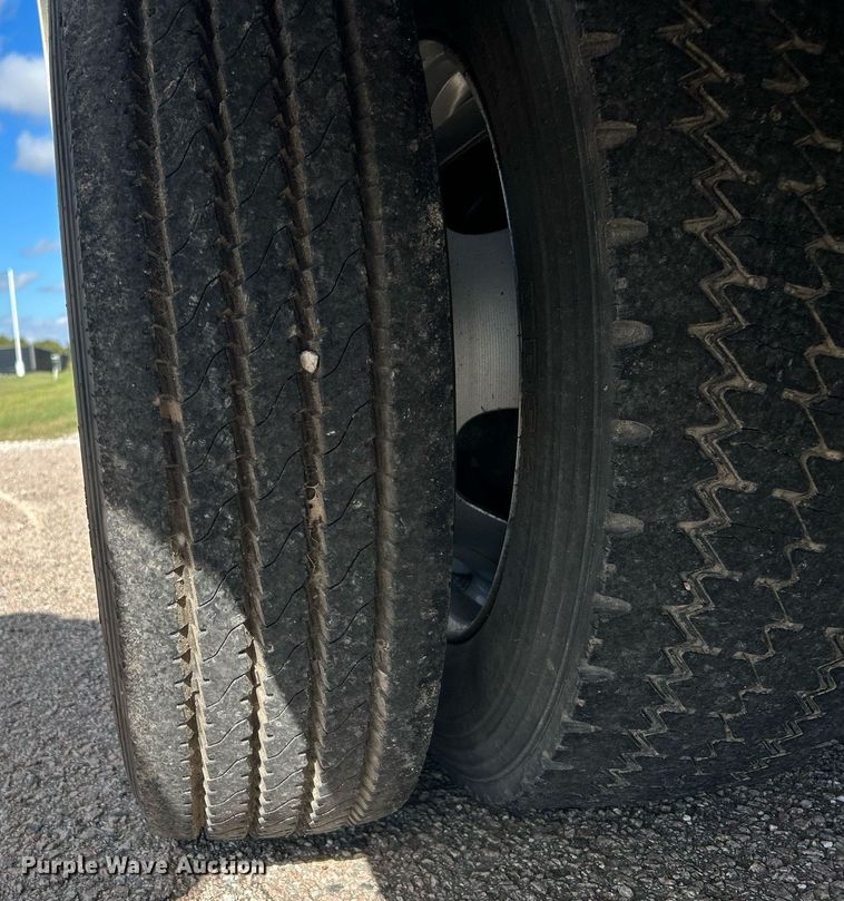 image for item DJ6428 2012 Dodge Ram 5500HD  utility / service truck