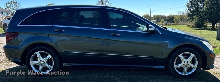 image for item DJ6433 2010 Mercedes Benz R350