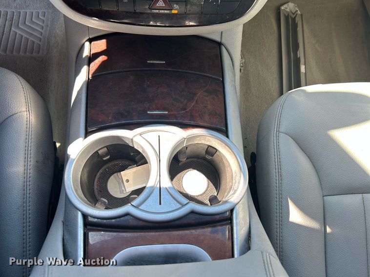 image for item DJ6433 2010 Mercedes Benz R350