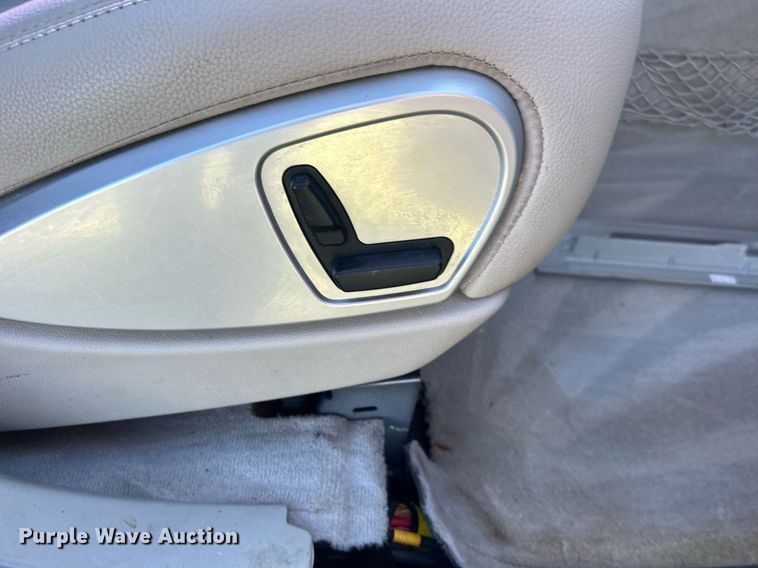 image for item DJ6433 2010 Mercedes Benz R350