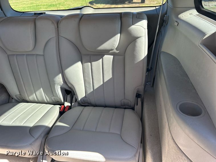 image for item DJ6433 2010 Mercedes Benz R350