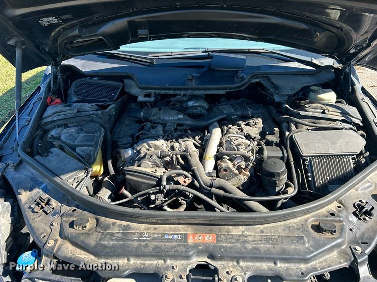 image for item DJ6433 2010 Mercedes Benz R350