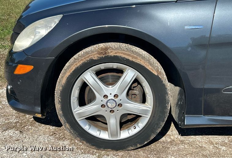 image for item DJ6433 2010 Mercedes Benz R350