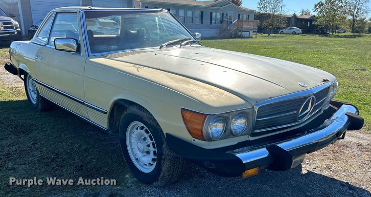 image for item DJ6434 1979 Mercedes Benz 107