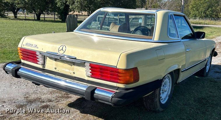 image for item DJ6434 1979 Mercedes Benz 107