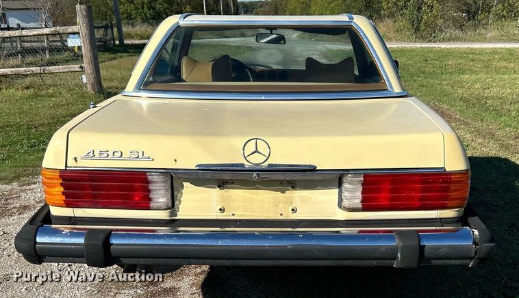 image for item DJ6434 1979 Mercedes Benz 107