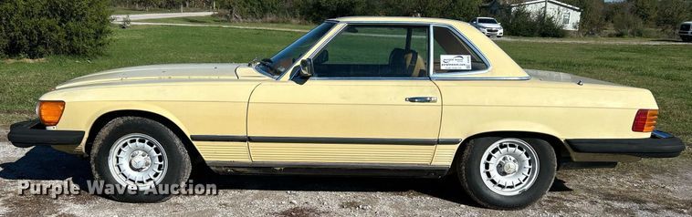 image for item DJ6434 1979 Mercedes Benz 107