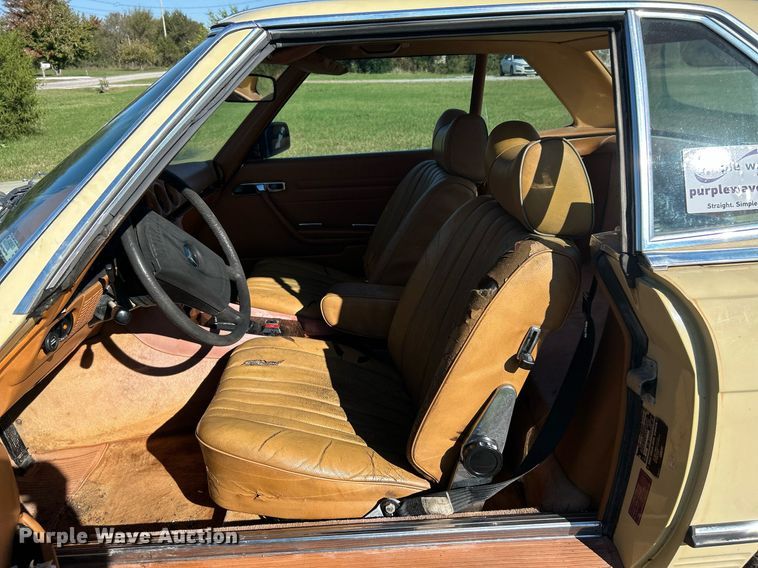 image for item DJ6434 1979 Mercedes Benz 107