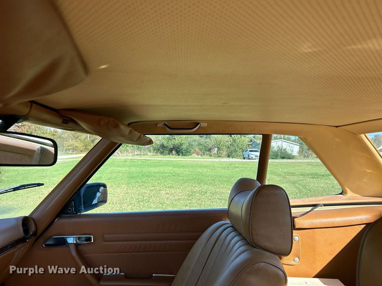 image for item DJ6434 1979 Mercedes Benz 107