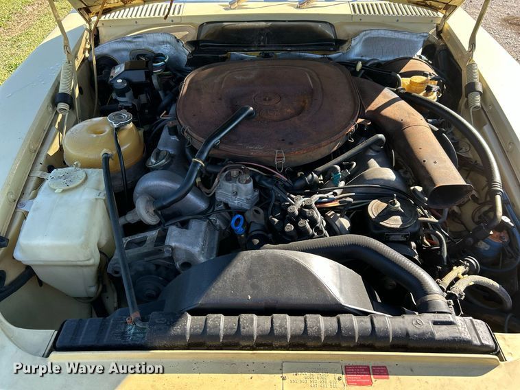 image for item DJ6434 1979 Mercedes Benz 107