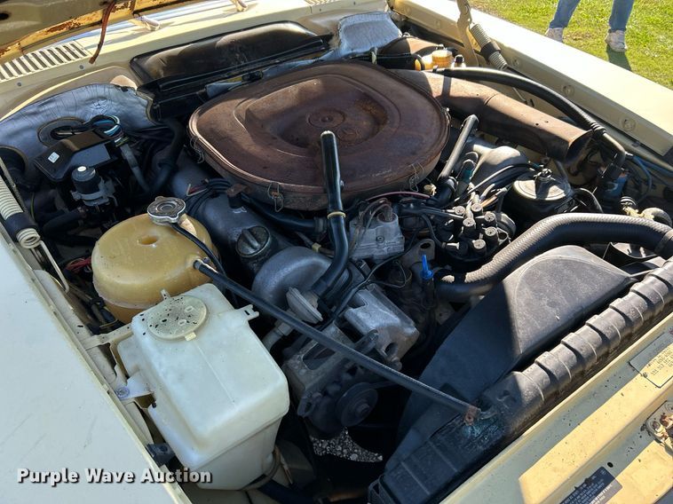 image for item DJ6434 1979 Mercedes Benz 107