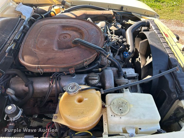 image for item DJ6434 1979 Mercedes Benz 107