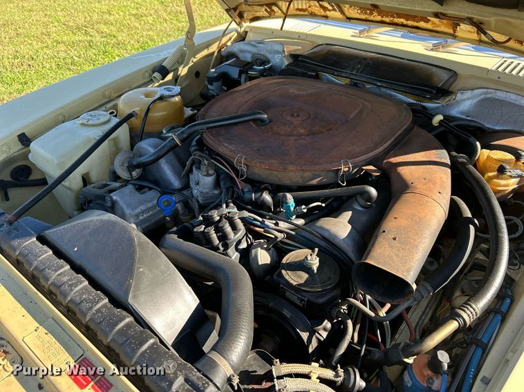 image for item DJ6434 1979 Mercedes Benz 107