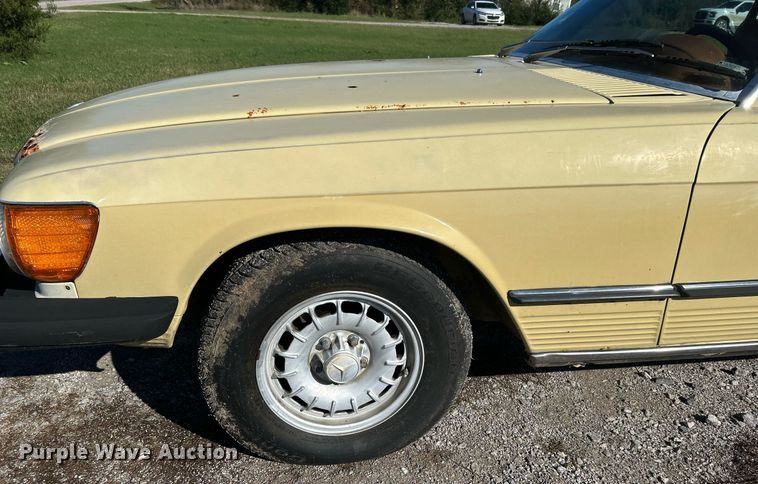 image for item DJ6434 1979 Mercedes Benz 107