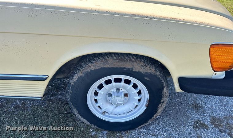 image for item DJ6434 1979 Mercedes Benz 107