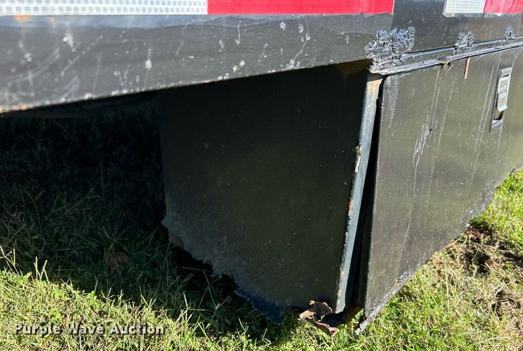 image for item DJ6435 Flatbed