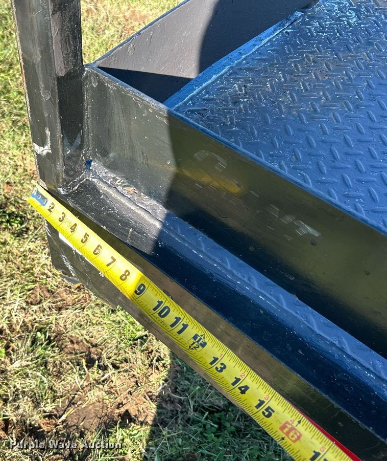 image for item DJ6435 Flatbed