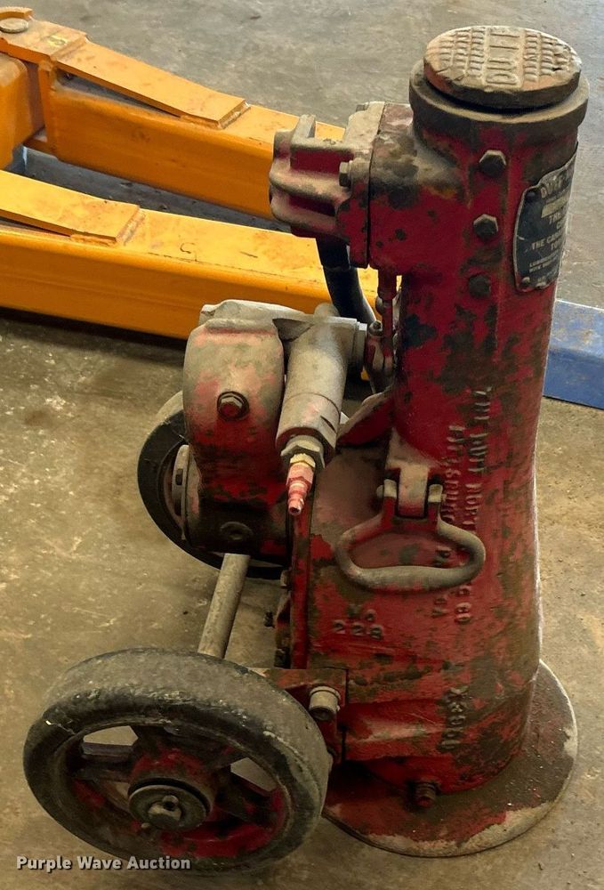 image for item DJ6456 Automotive equipment