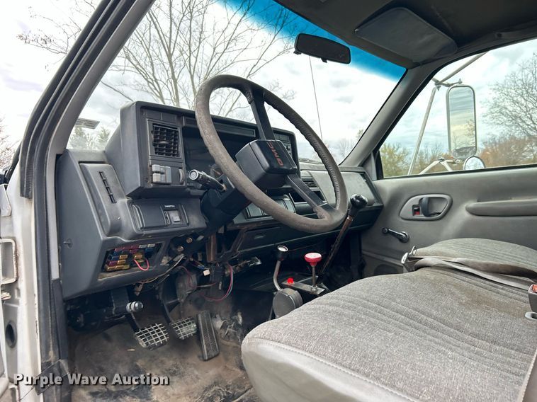 image for item DJ6468 1997 GMC C6500  dump flatbed truck