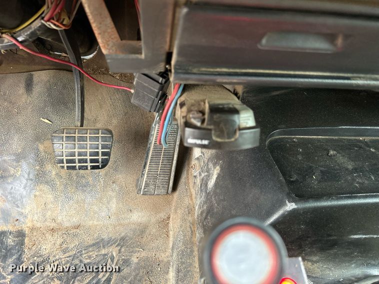 image for item DJ6468 1997 GMC C6500  dump flatbed truck