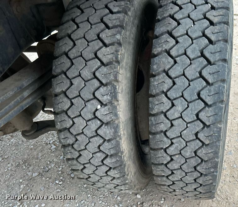 image for item DJ6468 1997 GMC C6500  dump flatbed truck