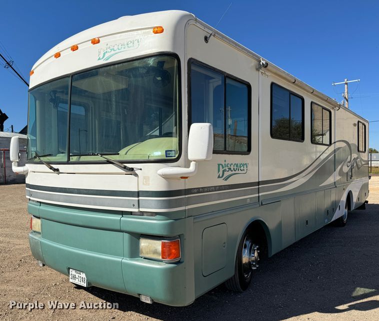 image for item DK2572 1997 Fleetwood Discovery  RV