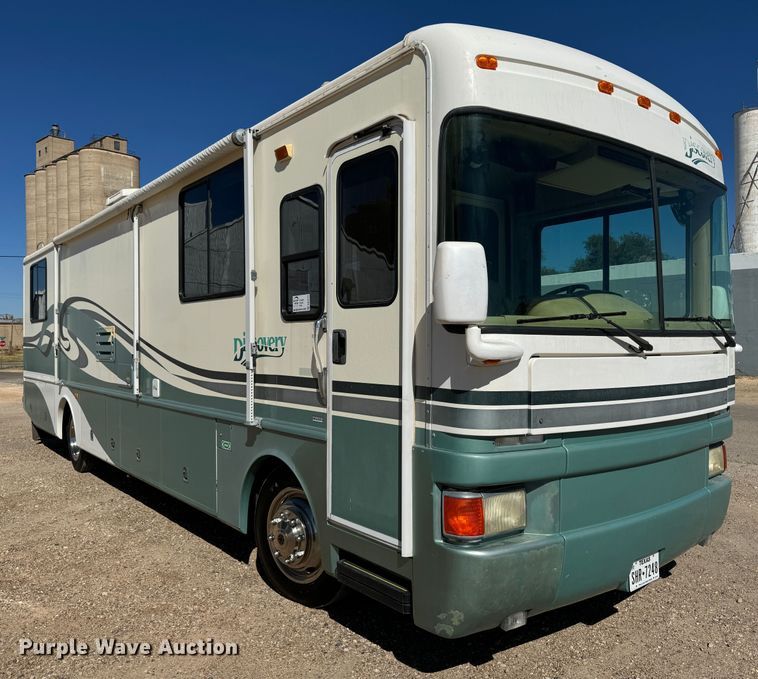 image for item DK2572 1997 Fleetwood Discovery  RV