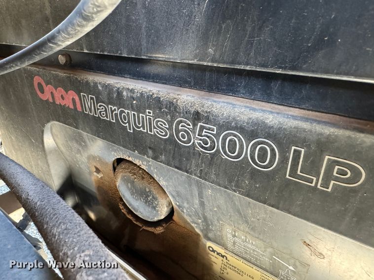 image for item DK2572 1997 Fleetwood Discovery  RV