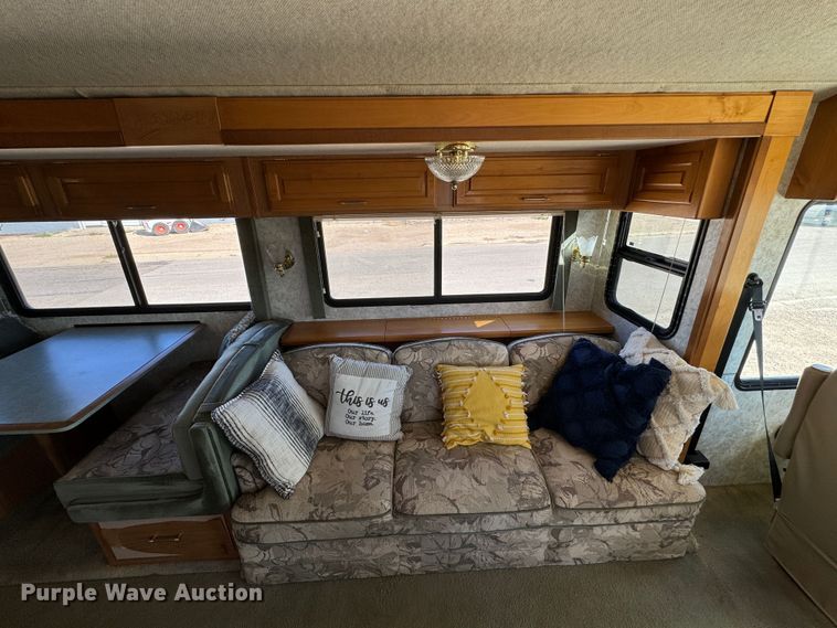 image for item DK2572 1997 Fleetwood Discovery  RV