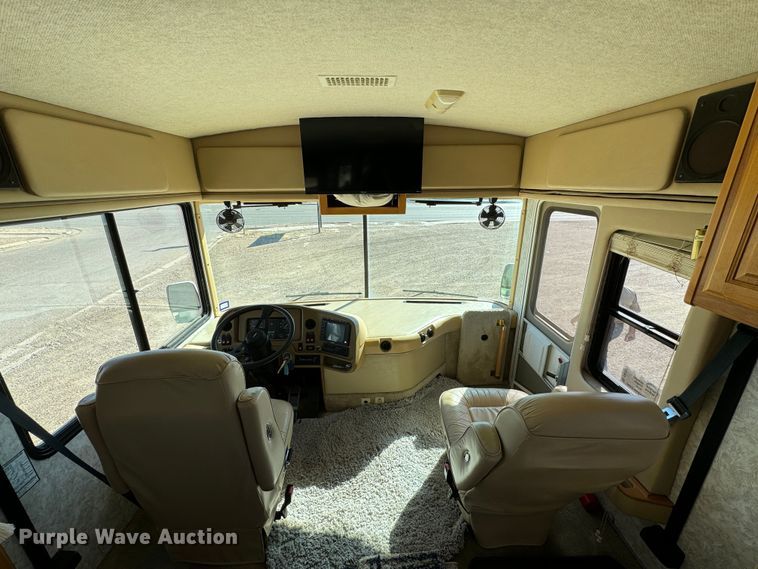 image for item DK2572 1997 Fleetwood Discovery  RV