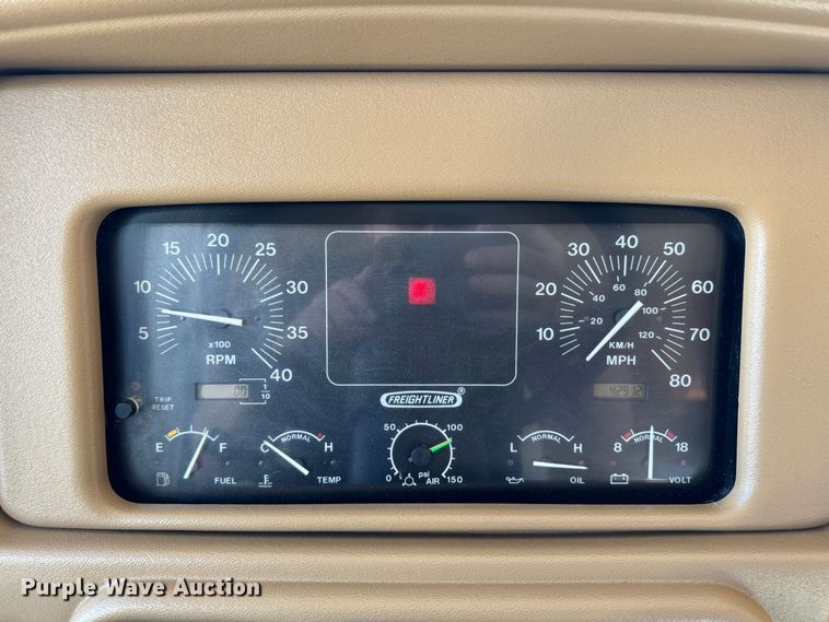 image for item DK2572 1997 Fleetwood Discovery  RV