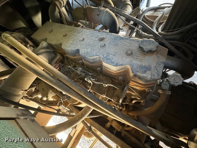 image for item DK2572 1997 Fleetwood Discovery  RV