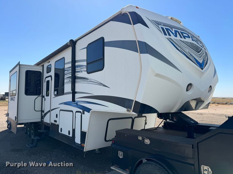 image for item DK2574 2015 Impact IP386  toy hauler camper