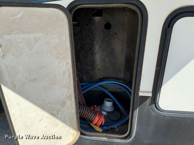 image for item DK2574 2015 Impact IP386  toy hauler camper